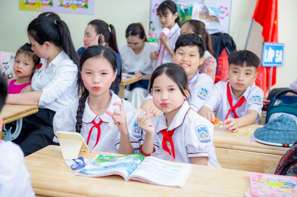 Lớp học chất lượng tại Trung Tâm Dạy Thêm H & H
